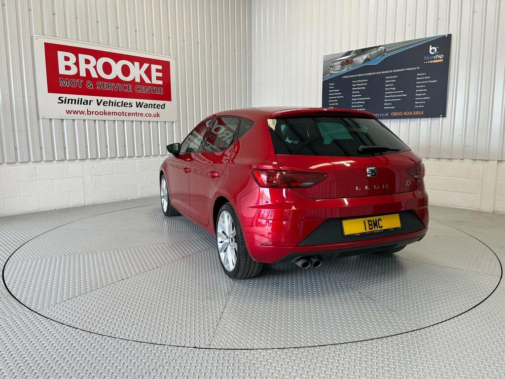 Seat Leon Hatchback 1.5 Tsi Evo Fr Sport Euro 6 Ss 2 FH19OUC Red #4