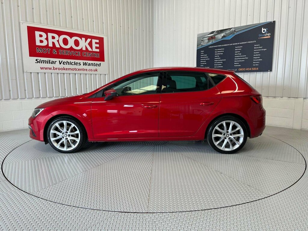 Seat Leon Hatchback 1.5 Tsi Evo Fr Sport Euro 6 Ss 2 FH19OUC Red #6