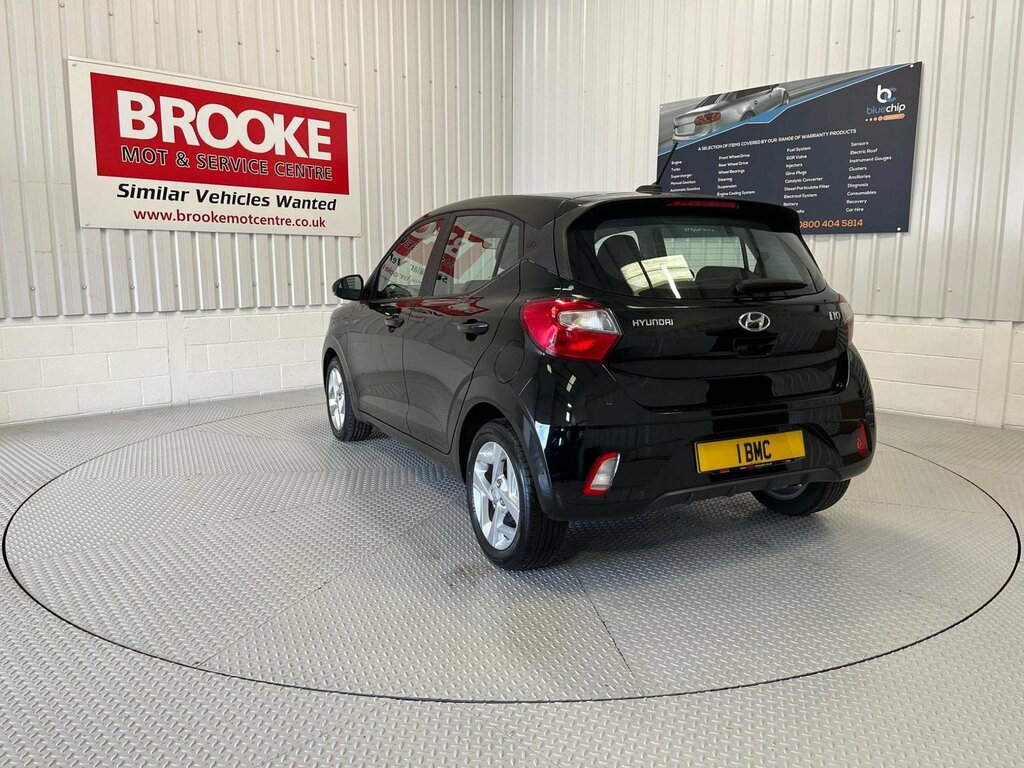 Hyundai I10 Hatchback 1.0 Se Connect Euro 6 Ss 202171 EO71XFN Black #4