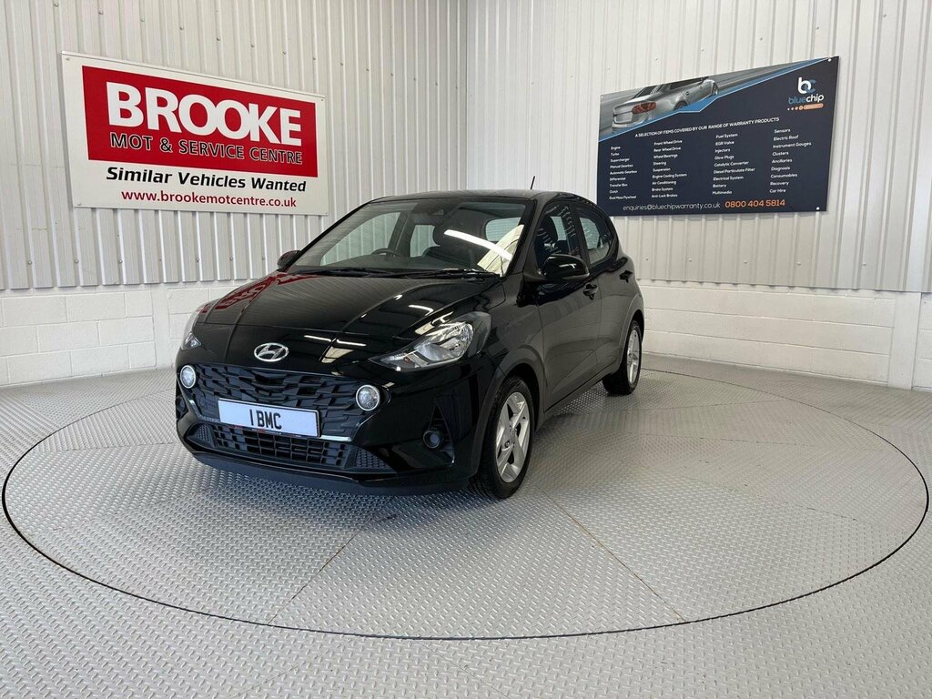 Hyundai I10 Hatchback 1.0 Se Connect Euro 6 Ss 202171 EO71XFN Black #2