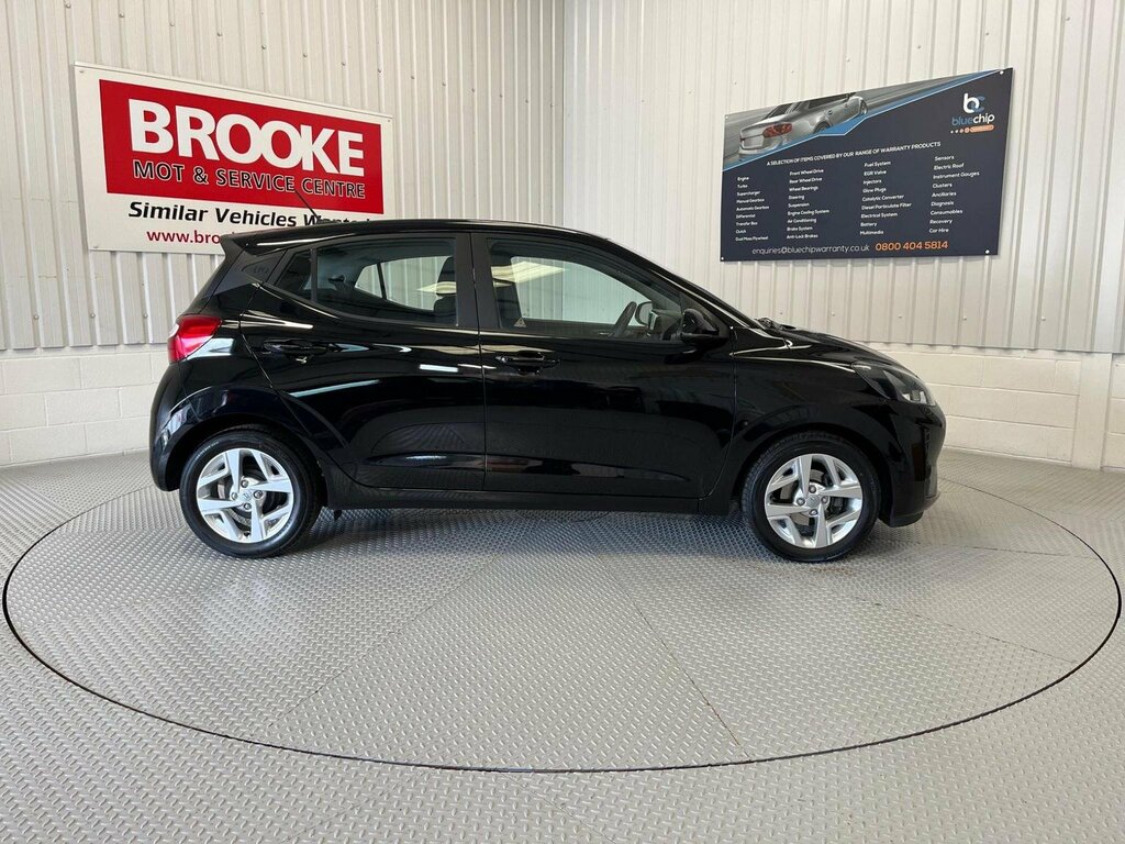 Hyundai I10 Hatchback 1.0 Se Connect Euro 6 Ss 202171 EO71XFN Black #5