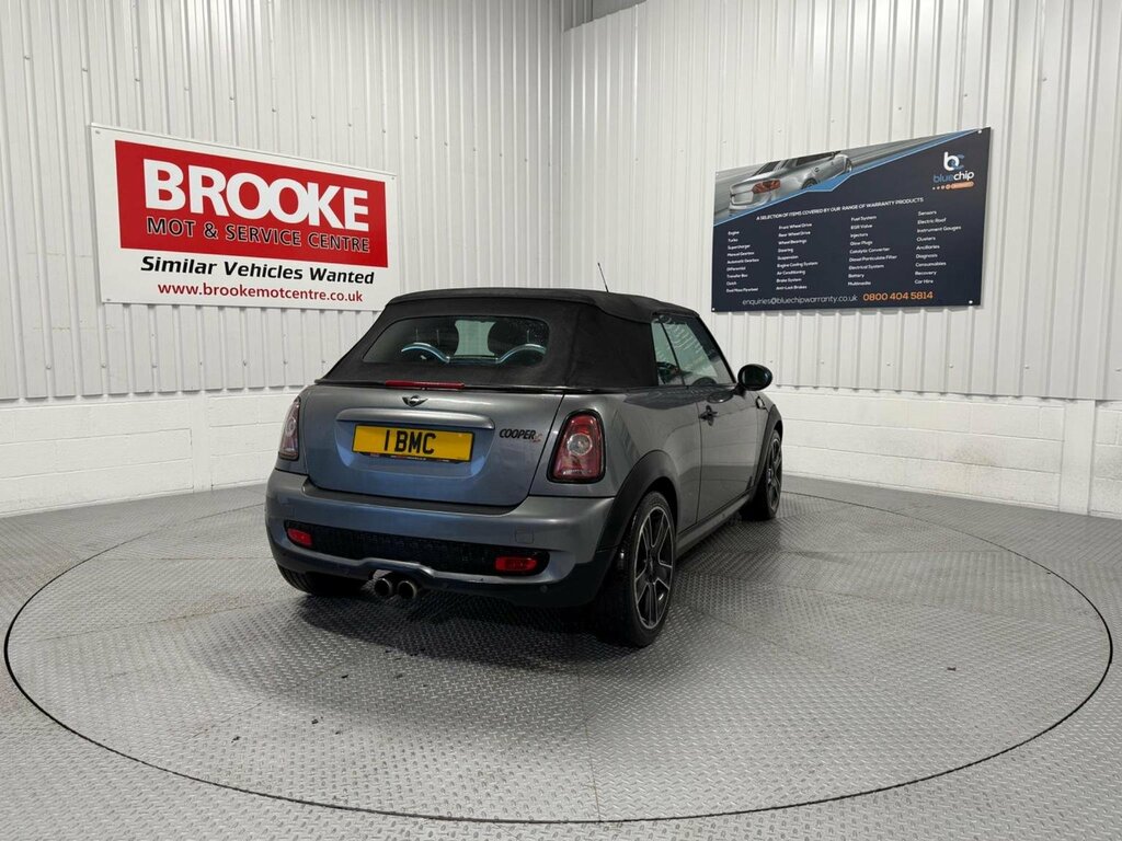 Mini Convertible Convertible 1.6 Cooper S Euro 5 Ss 201010 GV10WFF Silver #3