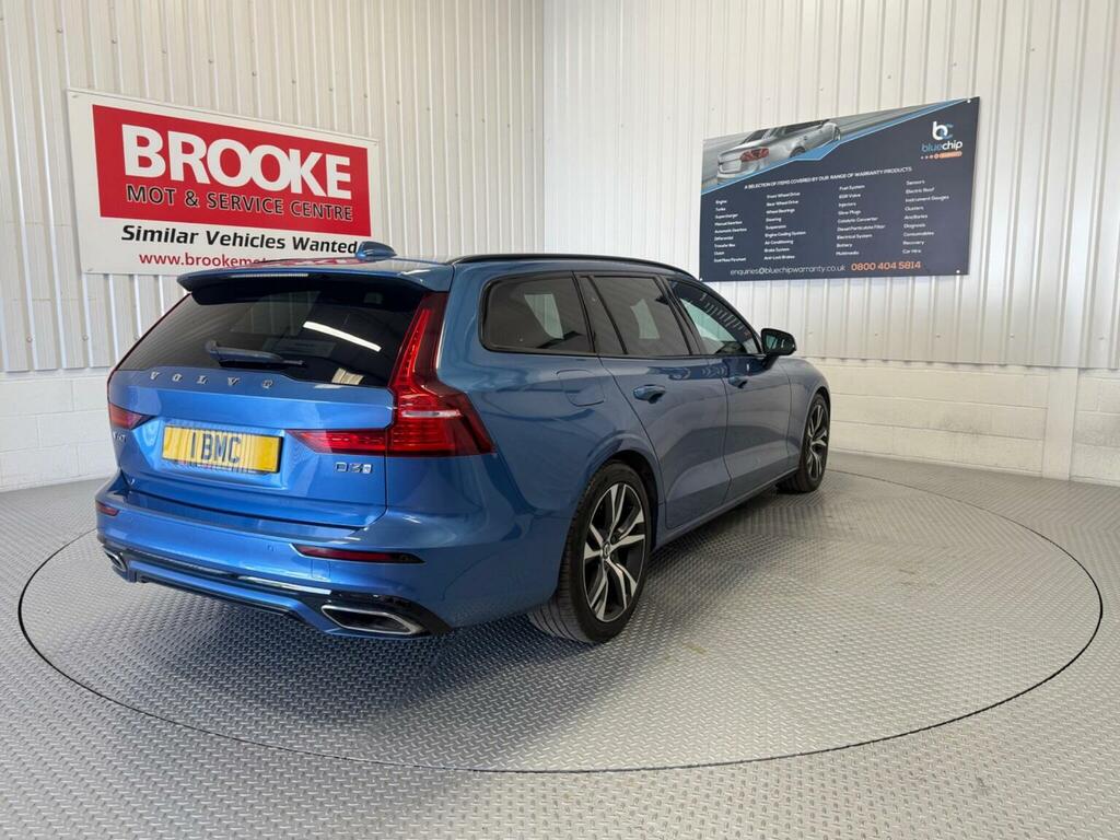 Volvo V60 Estate 2.0 D3 R-design Euro 6 Ss 201969 DSZ5703 Blue #5