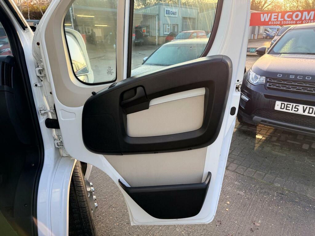 Fiat Ducato Chassis Cab Oakley Horseboxcamper 201666 White #4