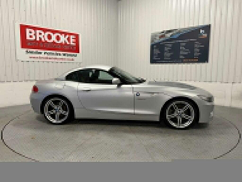BMW Z4 Convertible 2.0 28I M Sport Sdrive Euro 5 AF12ZZO Silver #2