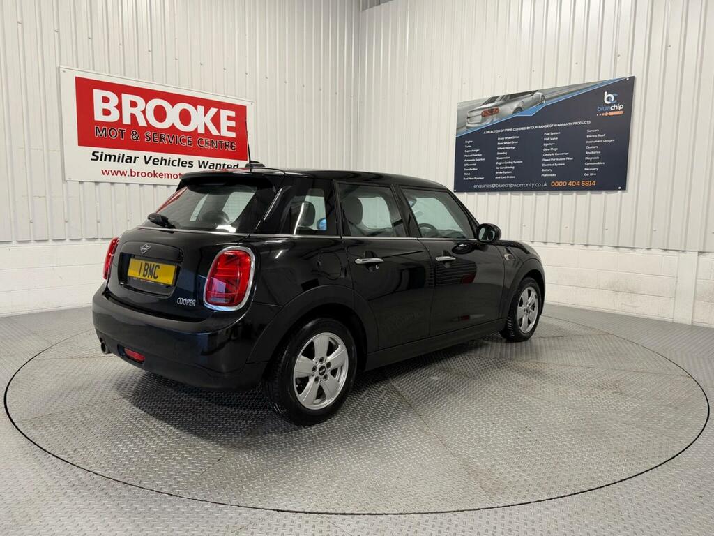 Mini Hatch Hatchback 1.5 Cooper Classic Euro 6 Ss 201 KM19ZSJ Black #3