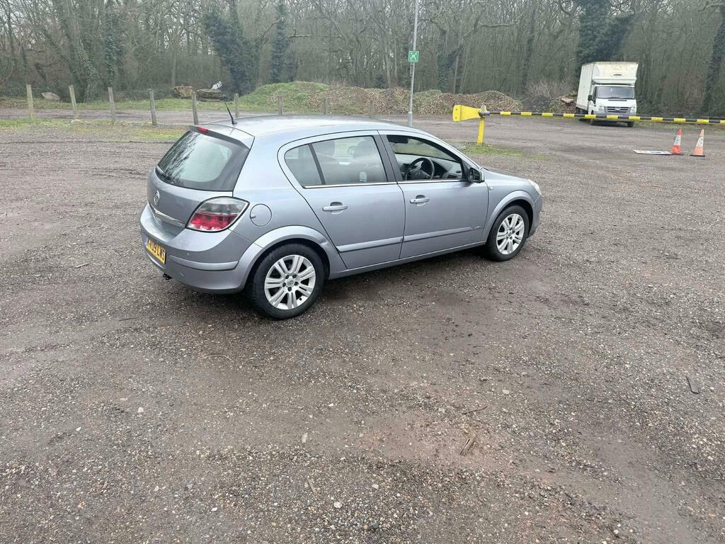 Vauxhall Astra 1.8I 16V Design Silver #3