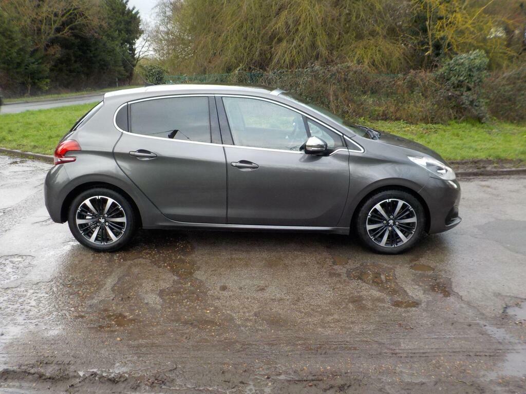 Peugeot 208 1.2 Puretech Allure Premium Euro 6 S S LN18FSU Grey #2