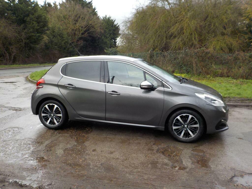 Peugeot 208 1.2 Puretech Allure Premium Euro 6 S S LN18FSU Grey #6