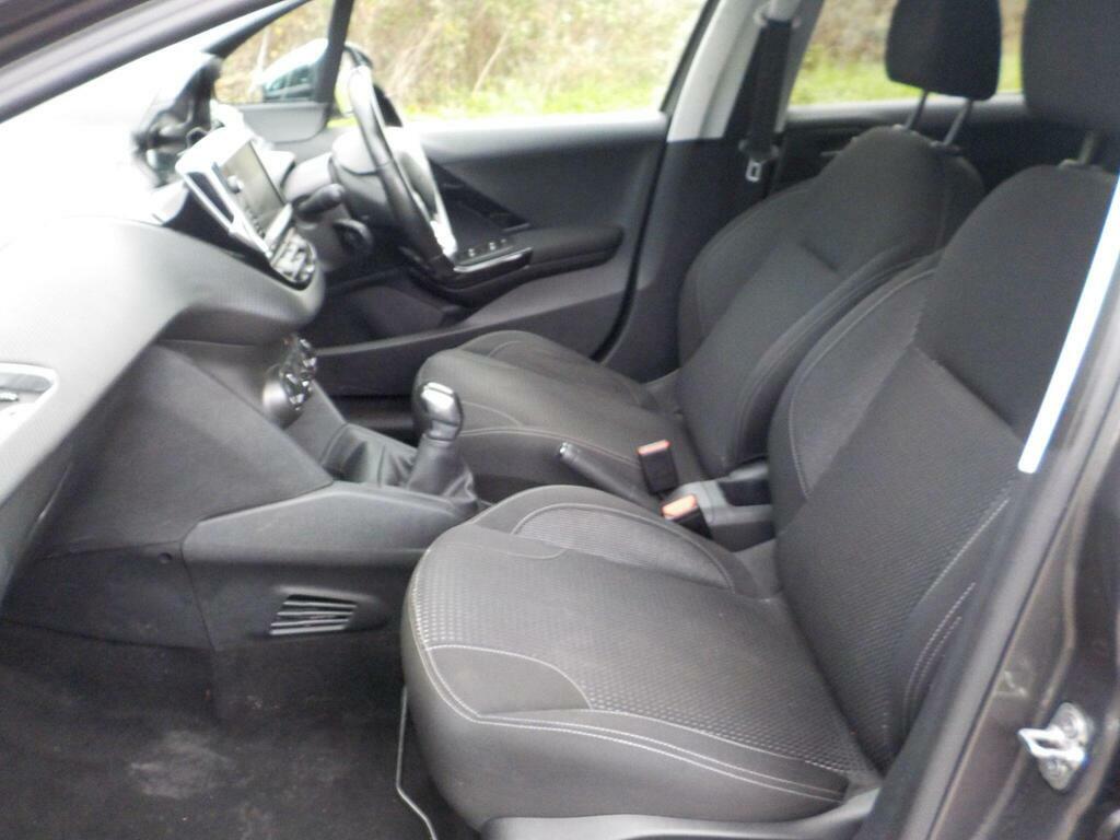 Peugeot 208 1.2 Puretech Allure Premium Euro 6 S S LN18FSU Grey #4