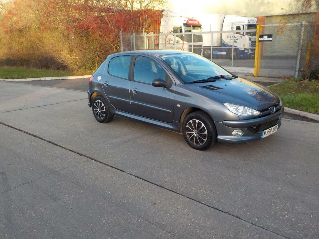 Peugeot 206 1.4 Hdi Look Silver #1