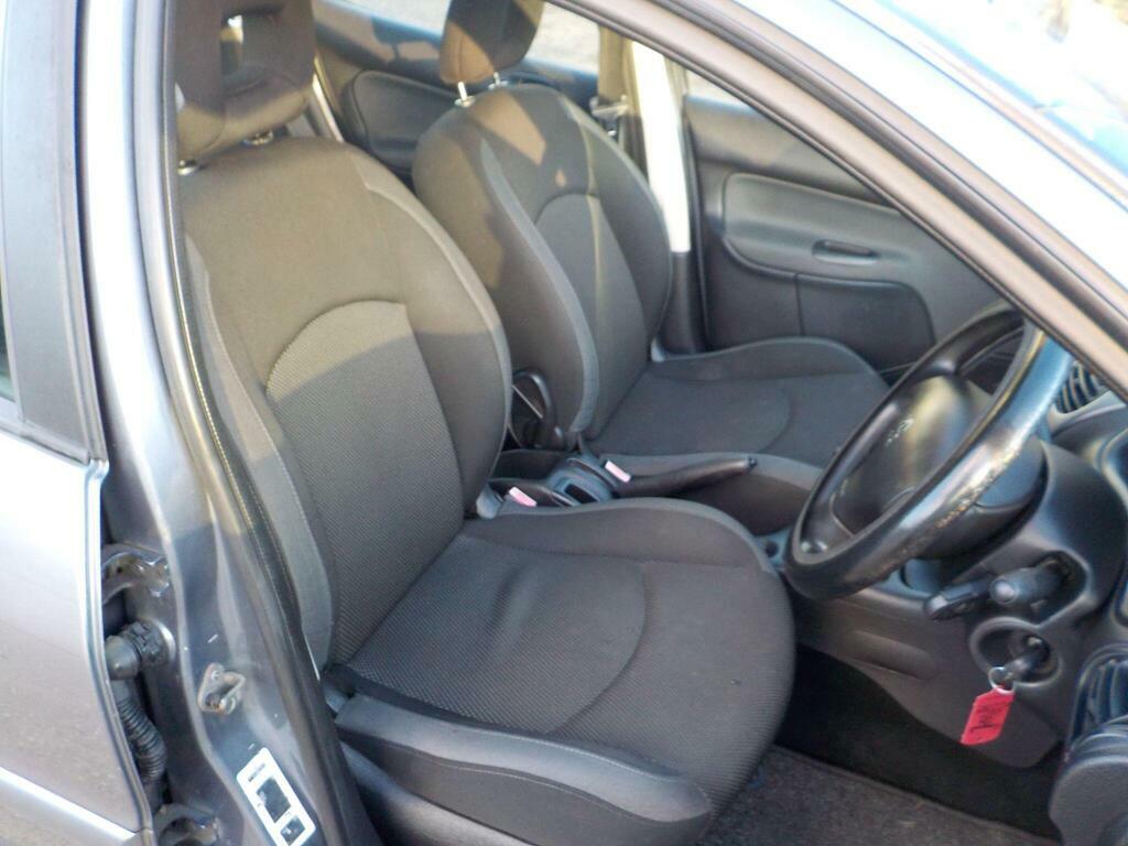 Peugeot 206 1.4 Hdi Look Silver #4