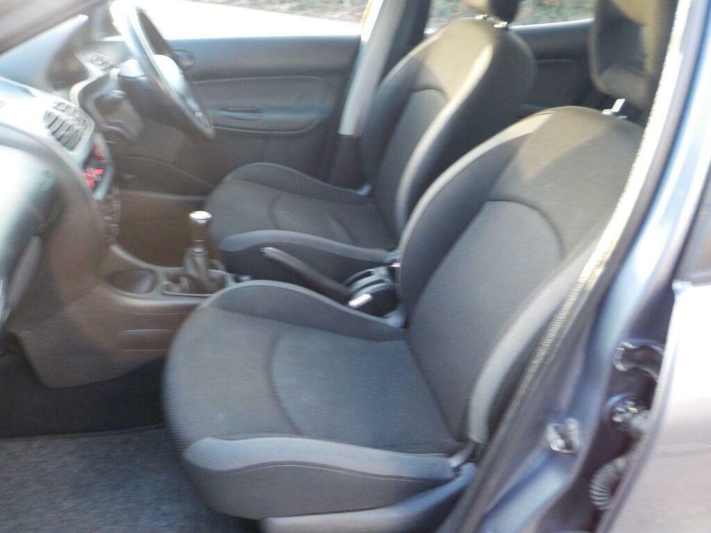 Peugeot 206 1.4 Hdi Look Silver #9