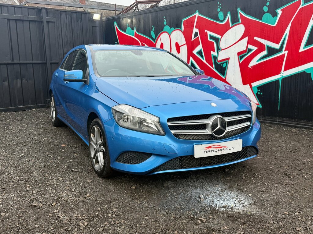 Mercedes-Benz A Class 1.5 A180 Cdi Sport Hatchback 7G-dct Eur MT64KKB Blue #2
