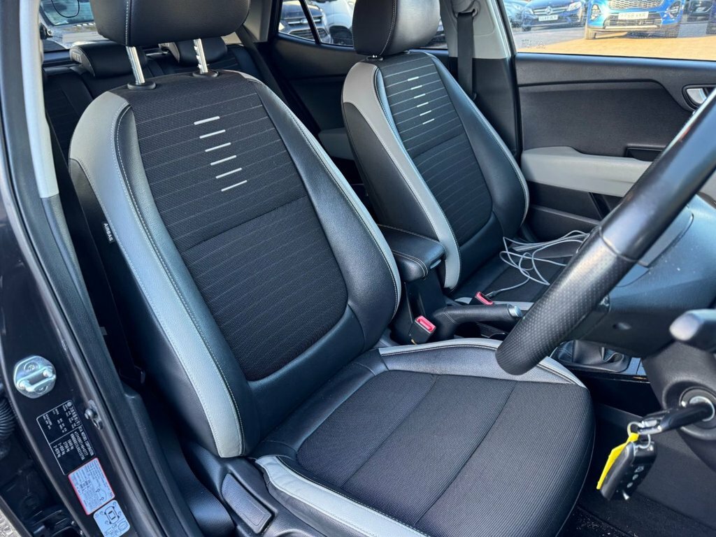 Kia Stonic 1L 3 KT68UVH Grey #3