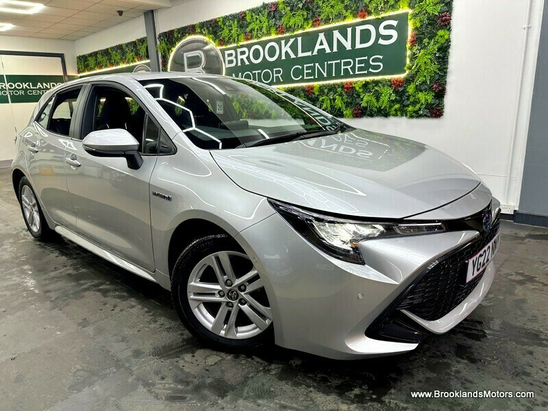 Toyota Corolla 1.8 Icon Tech Sat Nav, Heated Seats Reverse Cam YG22NMY Silver #3
