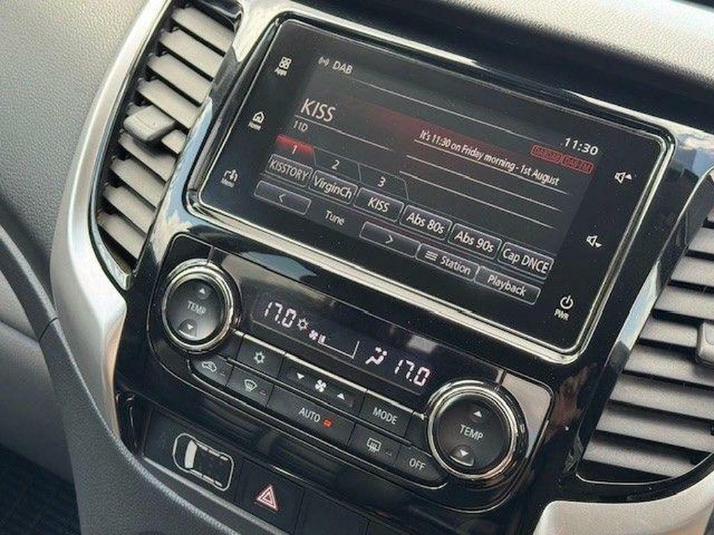Mitsubishi L200 2.4 Di-d Dc Barbarian 4Wd Euro 6 VU18OSM Black #3