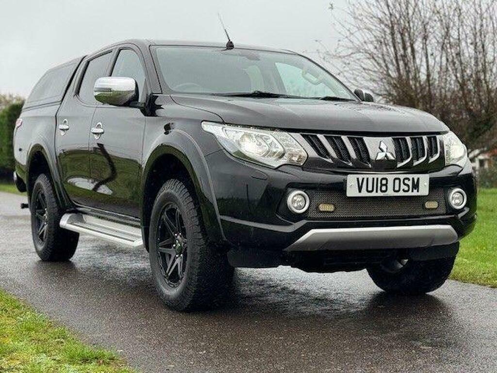 Mitsubishi L200 2.4 Di-d Dc Barbarian 4Wd Euro 6 Black