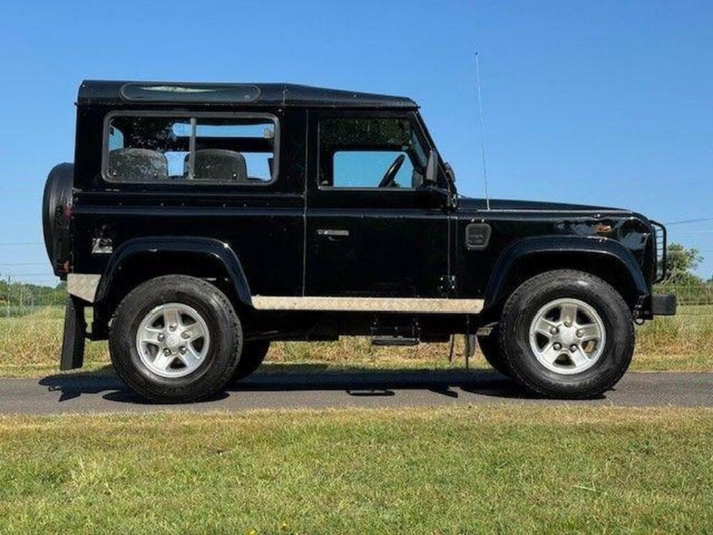 Land Rover Defender 90 2.5 Td5 County FC04UUL Black #4