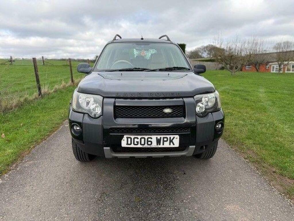 Land Rover Freelander .0 Td4 Hse Station Wagon Black #3