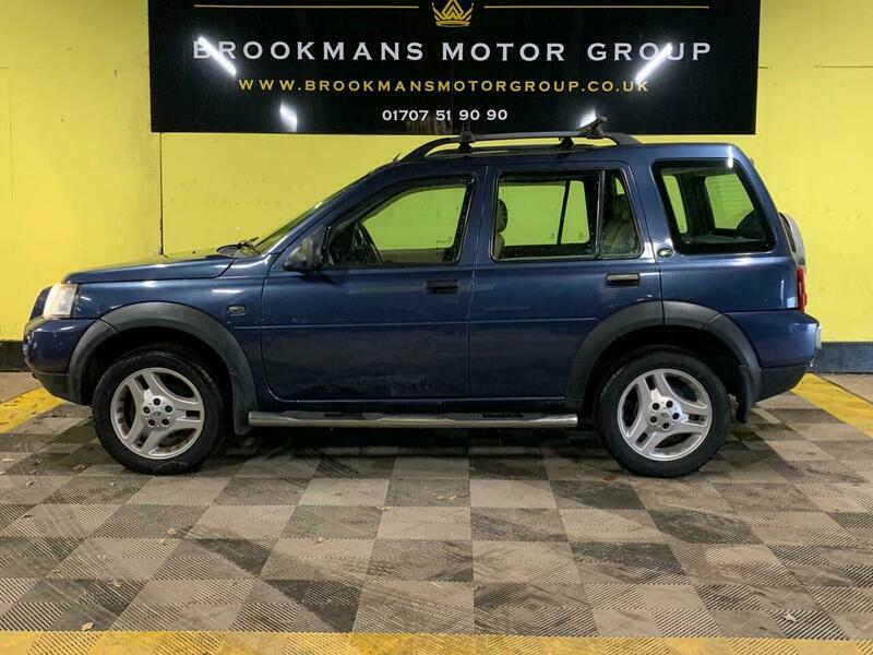 Land Rover Freelander 2 .0 Td4 Freestyle Station VO56FNK Blue #4