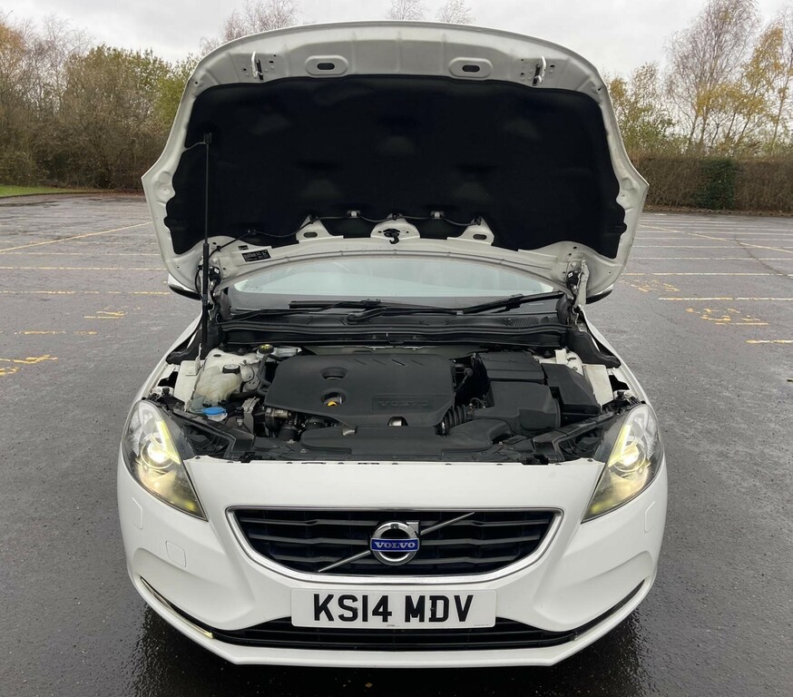 Volvo V40 1.6 D2 Se Lux Nav Hatchback Euro KS14MDV White #6
