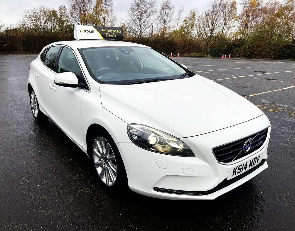 Volvo V40 1.6 D2 Se Lux Nav Hatchback Euro KS14MDV White #5