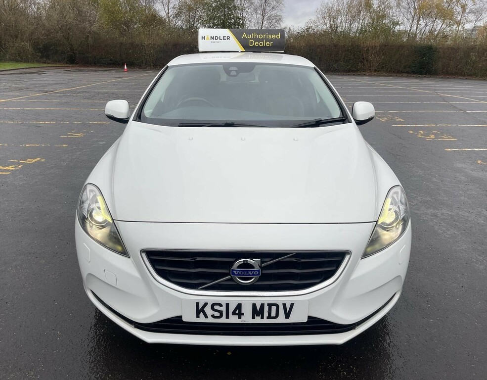 Volvo V40 1.6 D2 Se Lux Nav Hatchback Euro KS14MDV White #2
