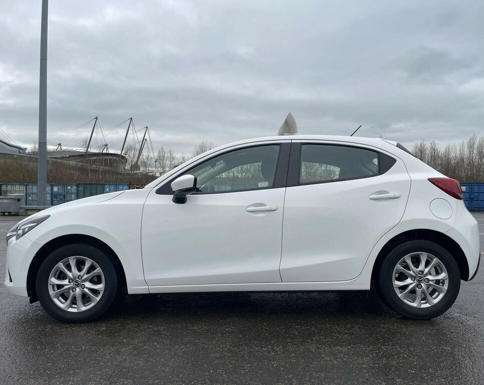 Mazda 2 1.5 Skyactiv-g Se Euro 6 Ss DK69HXC White #3