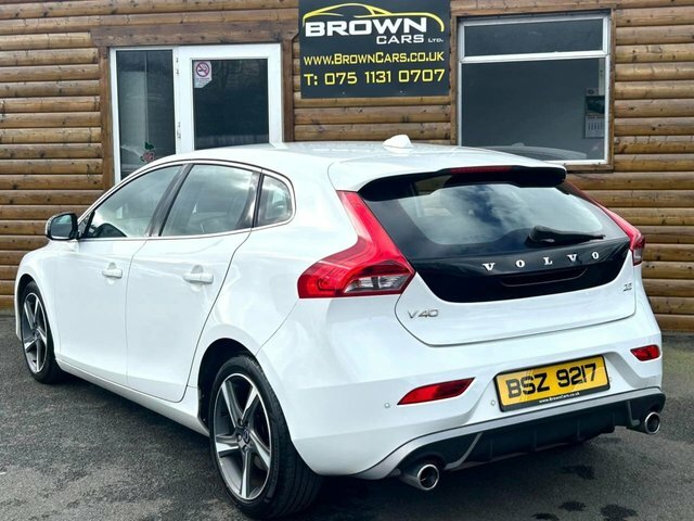 Volvo V40 1.6 D2 R-design Nav BSZ9217 White #6