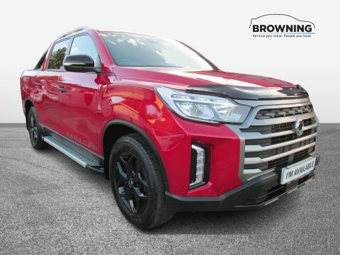SsangYong Musso Saracen Red