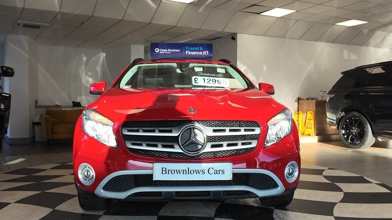 Mercedes-Benz GLA Class Gla 200 Se 18 SD18RAU Red #2