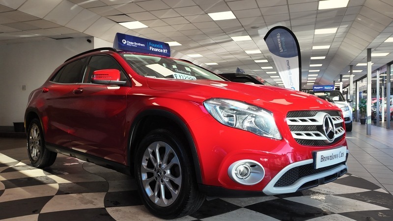 Mercedes-Benz GLA Class Gla 200 Se 18 Red