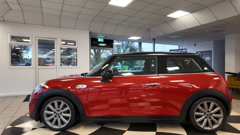 Mini Hatch Cooper S 97000 Miles GV14VFS Red #4