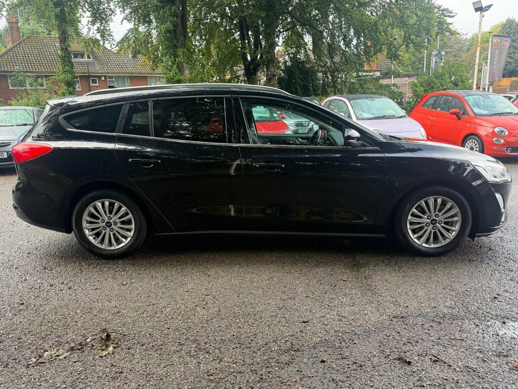 Ford Focus 1.5 Ecoblue Titanium Euro 6 Ss Black #2