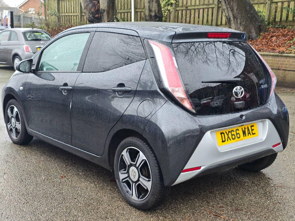 Toyota Aygo 1.0 Vvt-i X-clusiv 2 X-wave Euro 6 DX66WAE #4