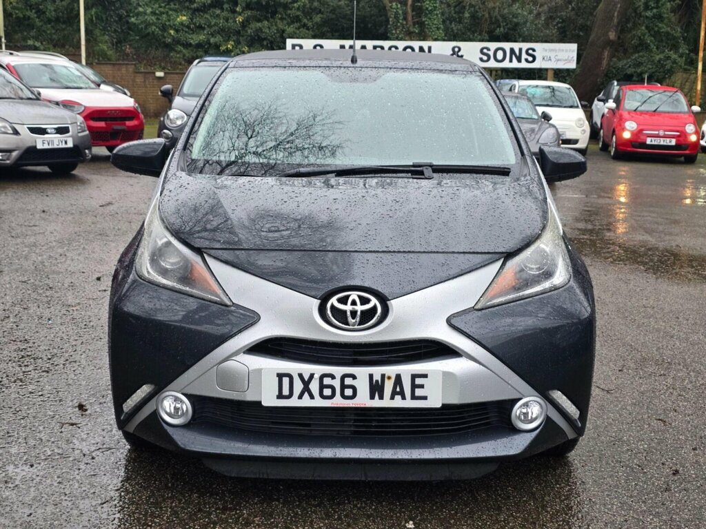 Toyota Aygo 1.0 Vvt-i X-clusiv 2 X-wave Euro 6 DX66WAE #2