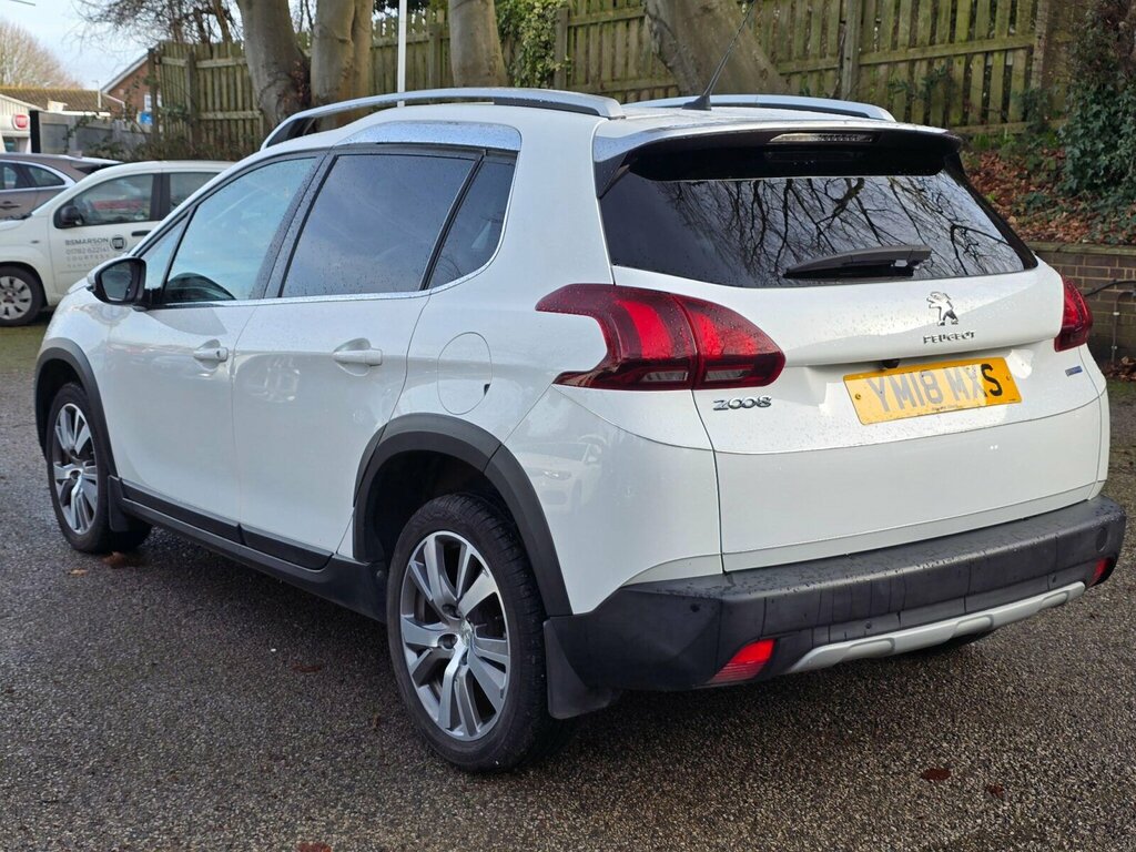 Peugeot 2008 1.5 Bluehdi Allure Euro 6 Ss White #4
