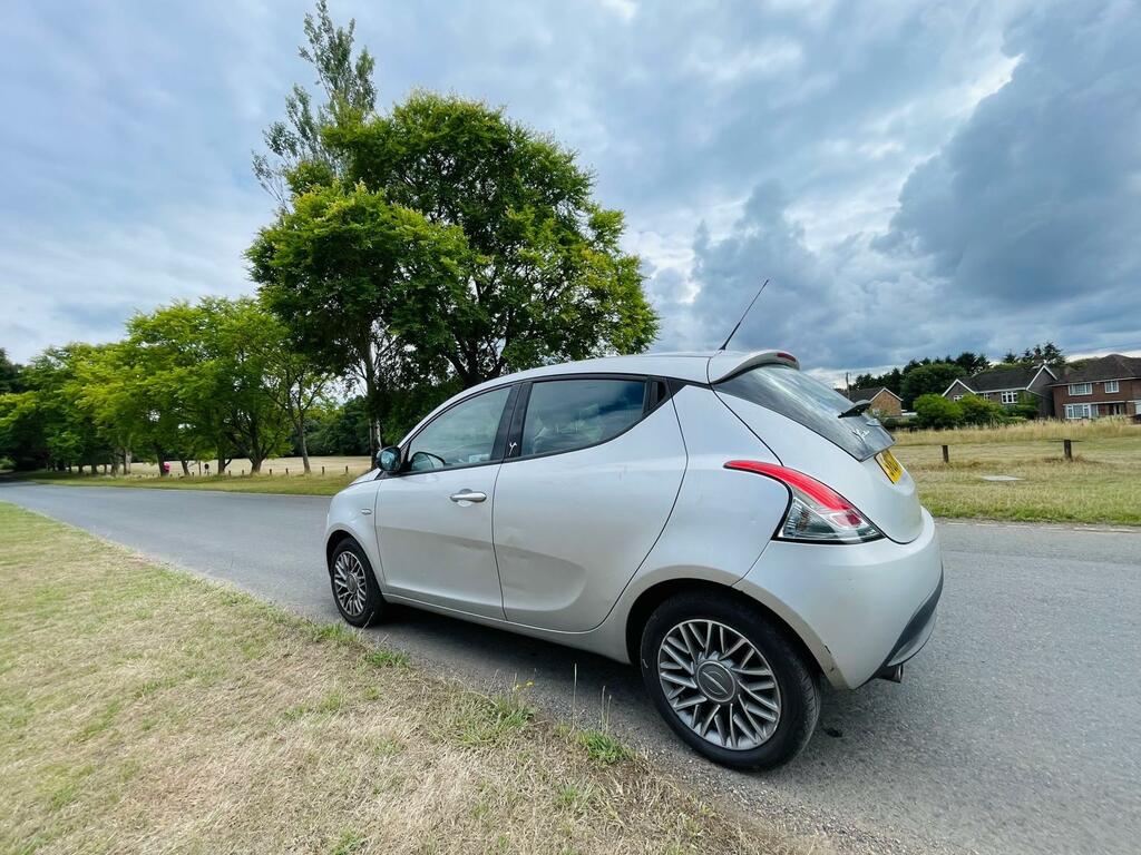 Chrysler Ypsilon 1.2 Se Euro 5 Ss Silver #6