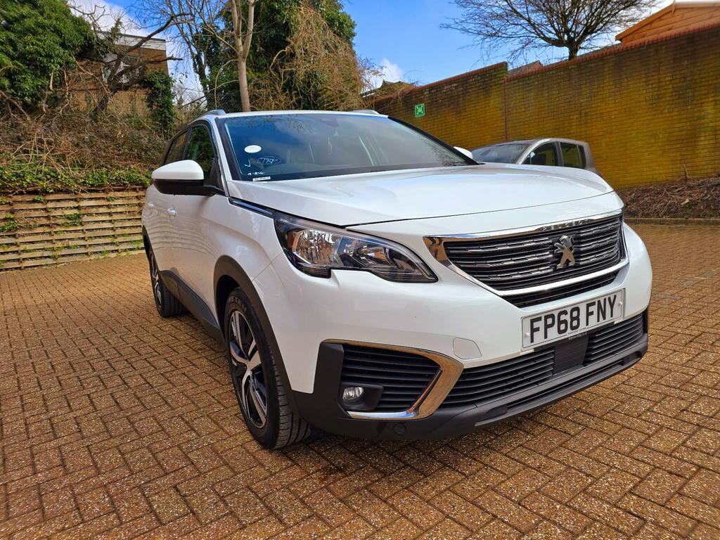 Peugeot 5008 1.2 Puretech Active Euro 6 Ss White