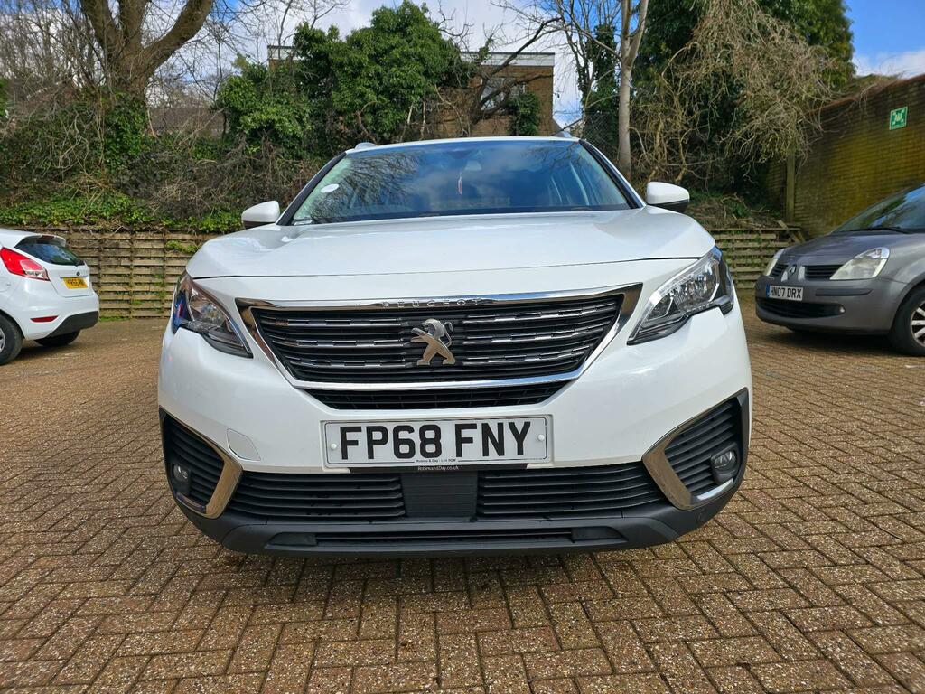 Peugeot 5008 1.2 Puretech Active Euro 6 Ss FP68FNY White #2