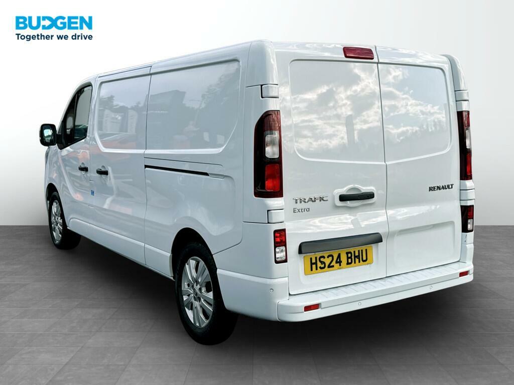 Renault Trafic 2.0 Dci Blue Ll30 Extra L2 H1 Euro 6 Ss HS24BHU White #5