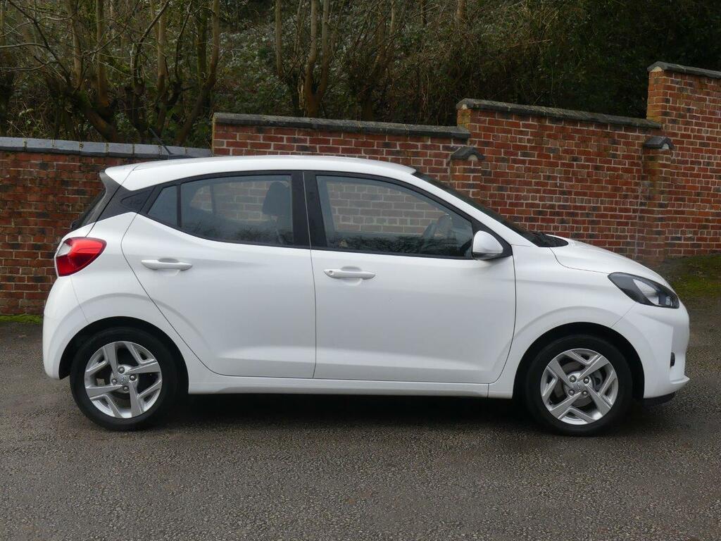 Hyundai I10 Hyundai I10 7222 1.2 Se Connect BL72JFU White #2