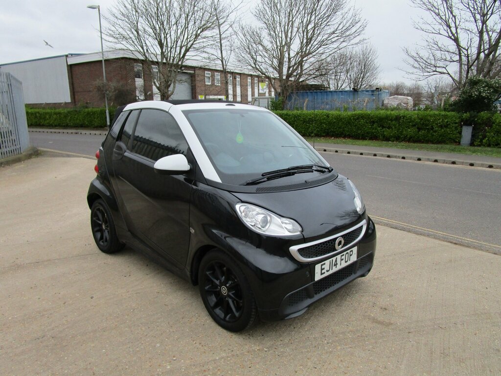Smart Fortwo Cabrio Passion Mhd 2-Door Chain Driven 20 Pound Road Tax Black