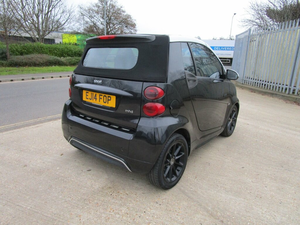 Smart Fortwo Cabrio Passion Mhd 2-Door Chain Driven 20 Pound Road Tax EJ14FOP Black #4