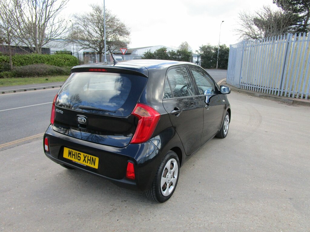 Kia Picanto 1, 5-Door Chain Driven, 20 Pound Road Tax MH16XHN Black #4