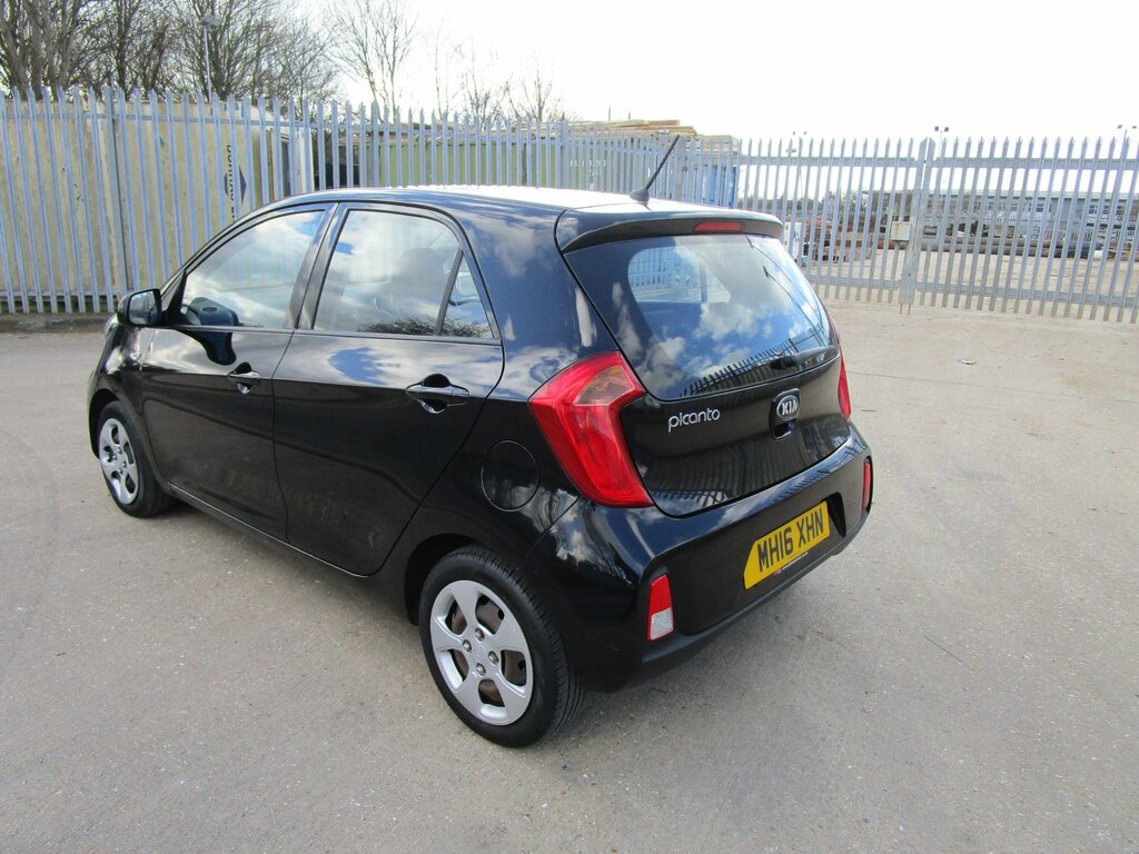 Kia Picanto 1, 5-Door Chain Driven, 20 Pound Road Tax MH16XHN Black #2