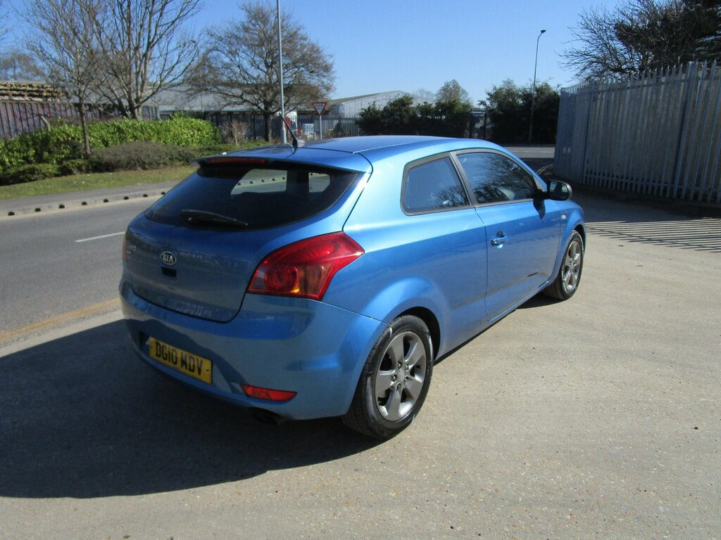 Kia Proceed Strike 3-Door, Long Mot Blue #4