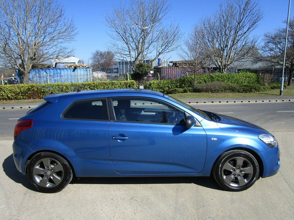 Kia Proceed Strike 3-Door, Long Mot Blue #6