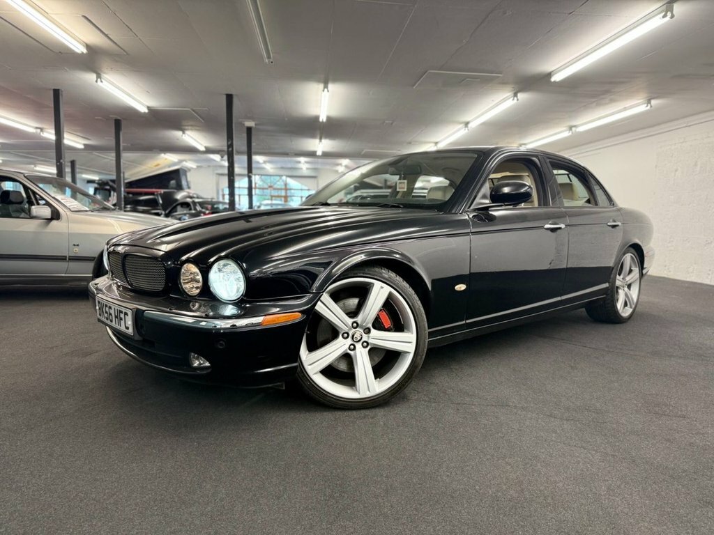 Jaguar XJR 4.2L Null Black #2